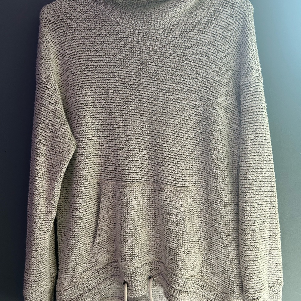 Elegant Gray Women's Turtleneck Sweater